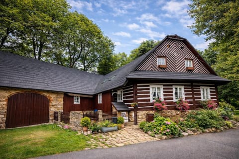 Property building, Spring, Day