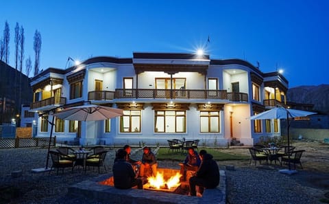 Property building, Night