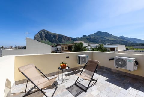 Balcony/Terrace, Balcony/Terrace
