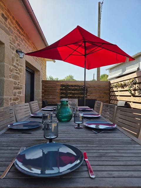 Patio, Dining area