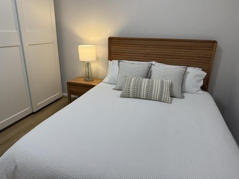 Bed, Bedroom, wardrobe