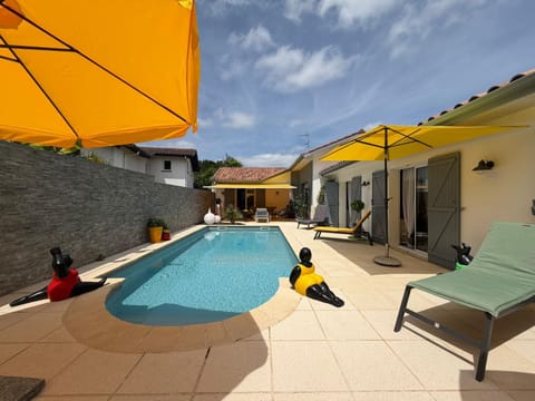 Patio, Pool view, Swimming pool