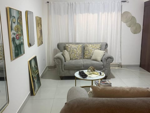 Living room, Decorative detail