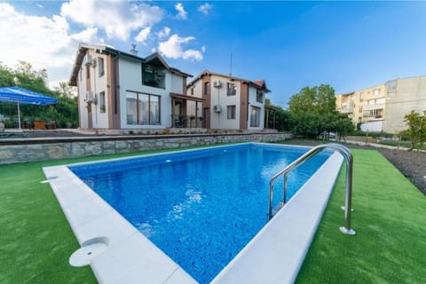 Property building, Pool view, Swimming pool