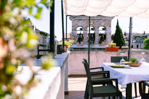 Day, View (from property/room), Balcony/Terrace, Food