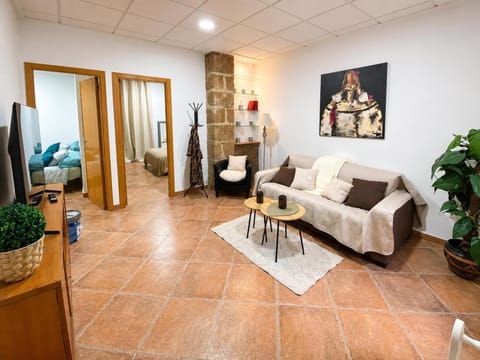 Bed, Living room, Seating area, Bedroom