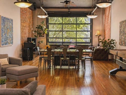Living room, Seating area, Dining area