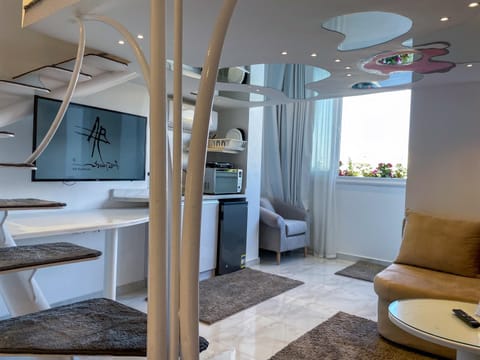 TV and multimedia, Living room