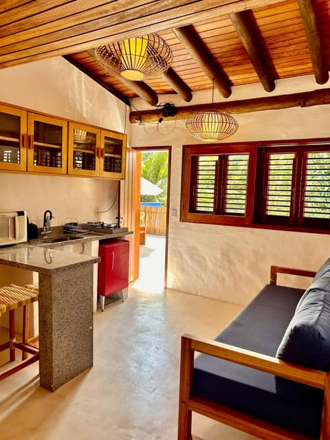 Coffee/tea facilities, Kitchen or kitchenette, Seating area, Dining area, minibar