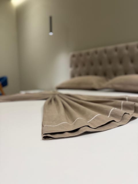Bedroom, room service