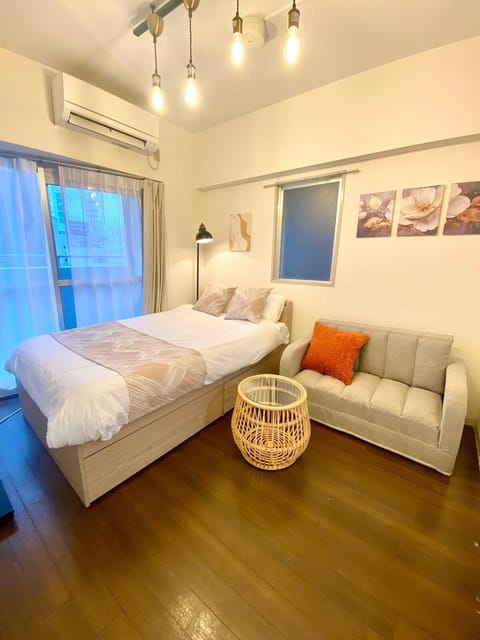 Bed, Living room, Bedroom, air conditioner