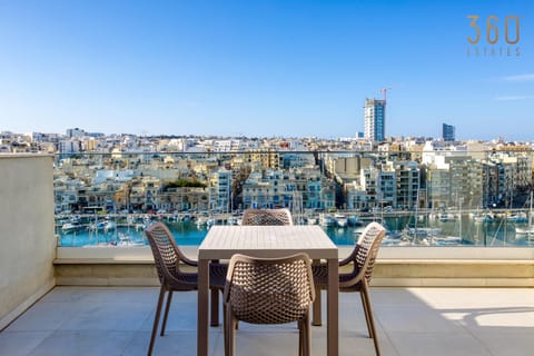 Property building, Patio, Day, Natural landscape, View (from property/room), Balcony/Terrace, Dining area, City view, Sea view