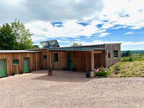 Property building, Garden view