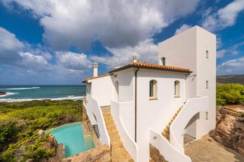 Property building, Pool view, Sea view, Swimming pool