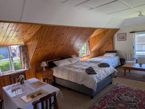 Bed, Photo of the whole room, towels