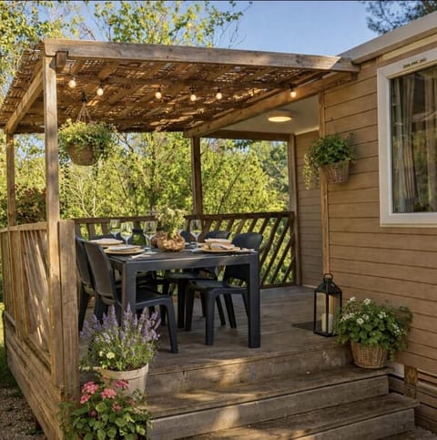 Balcony/Terrace, Dining area