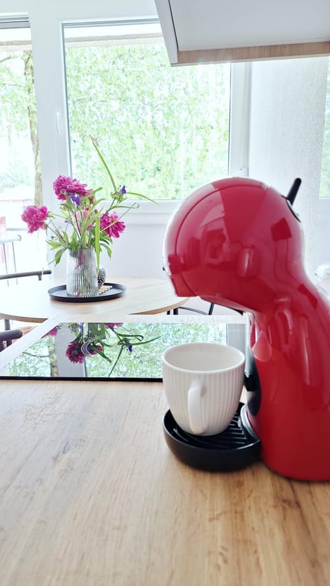 Coffee/tea facilities, Kitchen or kitchenette