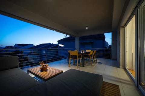 Balcony/Terrace, Seating area, Dining area