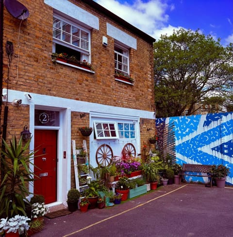 Property building, Garden