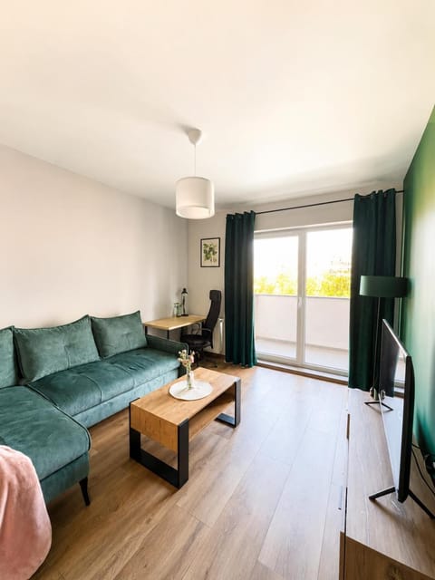 TV and multimedia, Balcony/Terrace, Living room, Seating area