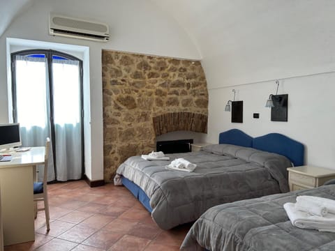 Bed, TV and multimedia, Bedroom, towels, air conditioner