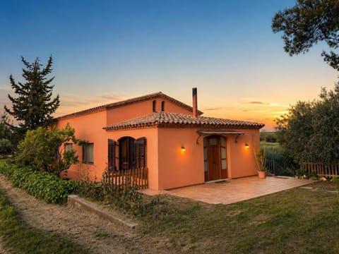Property building, Garden, Garden view, Sunset