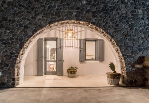 Patio, Night
