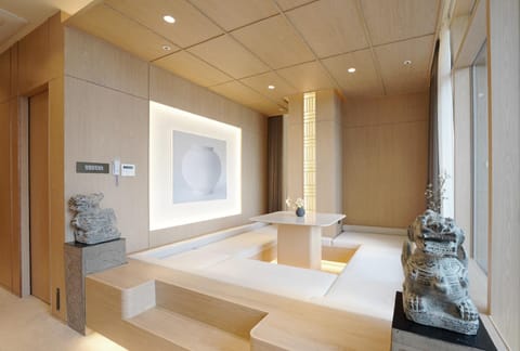 Living room, Photo of the whole room, Seating area