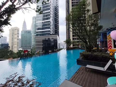 Property building, Day, Garden, Garden view, Pool view, Swimming pool, Swimming pool