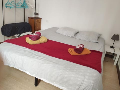 Bed, Bedroom