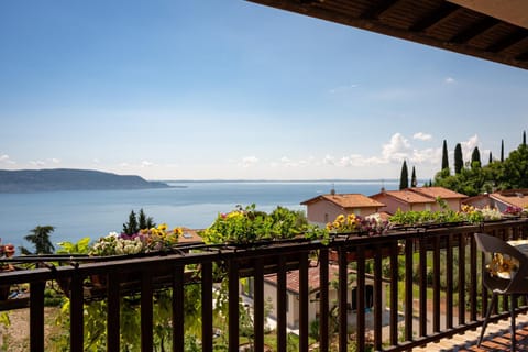 Spring, Natural landscape, View (from property/room), Balcony/Terrace, Lake view, Mountain view