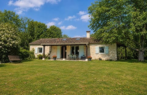 Property building, Natural landscape, Garden