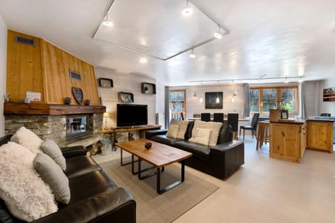 Property building, Living room