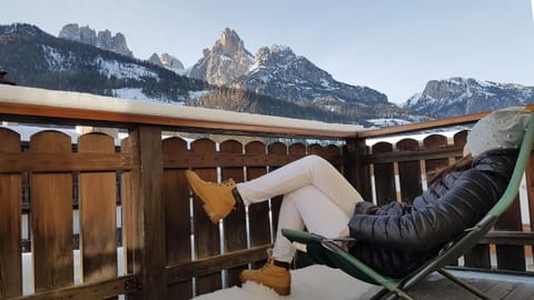 Natural landscape, Winter, View (from property/room), Balcony/Terrace, Mountain view