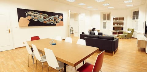 Communal lounge/ TV room