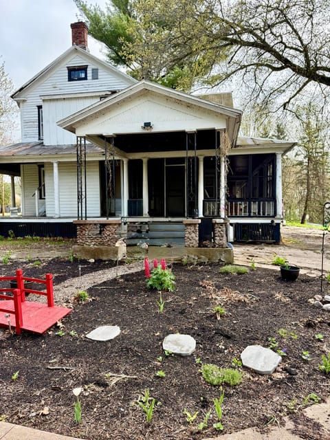 Property building, Spring, Day, Garden, Garden view