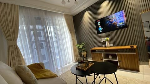 Communal lounge/ TV room, Living room, Seating area