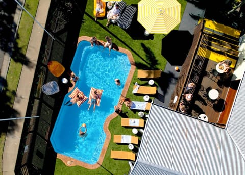 Property building, Patio, People, Bird's eye view, Swimming pool, group of guests, sunbed