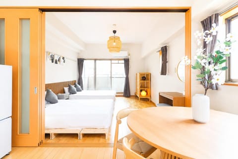 Bed, Photo of the whole room, Dining area, Bedroom