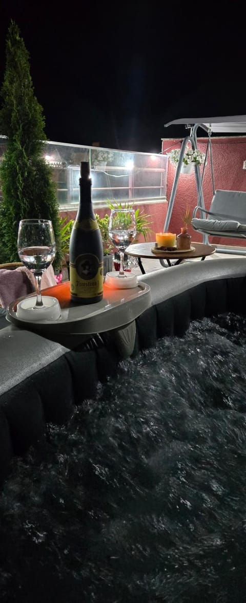 Night, Food and drinks, Pool view, Swimming pool, Drinks