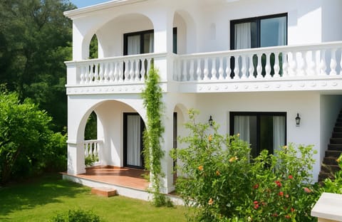 Patio, Day, Garden, View (from property/room), Balcony/Terrace, Garden view