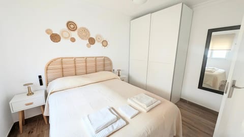 Bed, Photo of the whole room, Bedroom, towels, wardrobe
