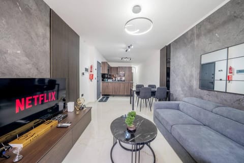 Communal lounge/ TV room, TV and multimedia, Living room, Seating area
