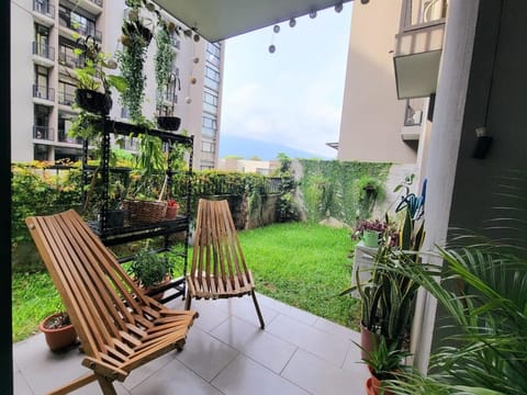 Garden, Balcony/Terrace