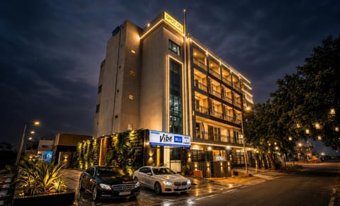 Property building, Facade/entrance