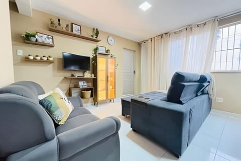 Communal lounge/ TV room, TV and multimedia, Living room, Seating area