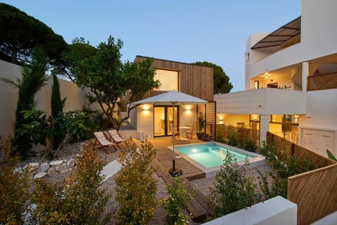 Balcony/Terrace, Swimming pool