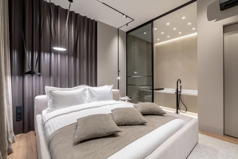 Photo of the whole room, Seating area, Bedroom