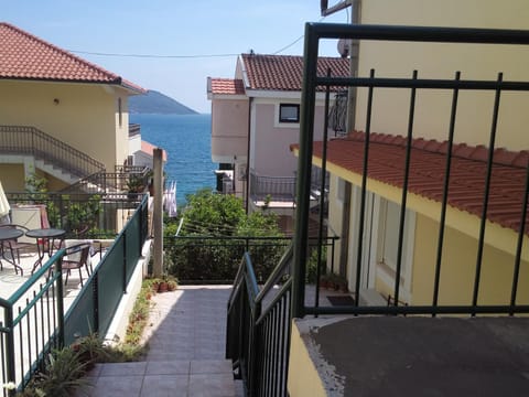 Patio, Neighbourhood, Natural landscape, Balcony/Terrace