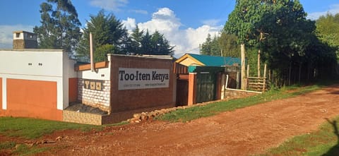 Property building, Day, Natural landscape, Street view